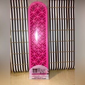 🆕 Makeup Brush Holder